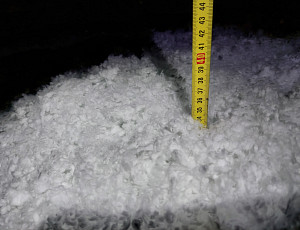 Zateplení stropu rodinného domu pomocí foukané izolace